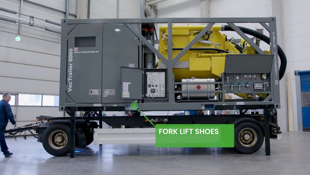 Професійний пилосос VacTrailer CatalystVac для обслуговування каталізаторів